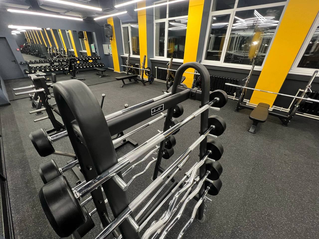 Фитнес-клуб "HIT FITNESS"